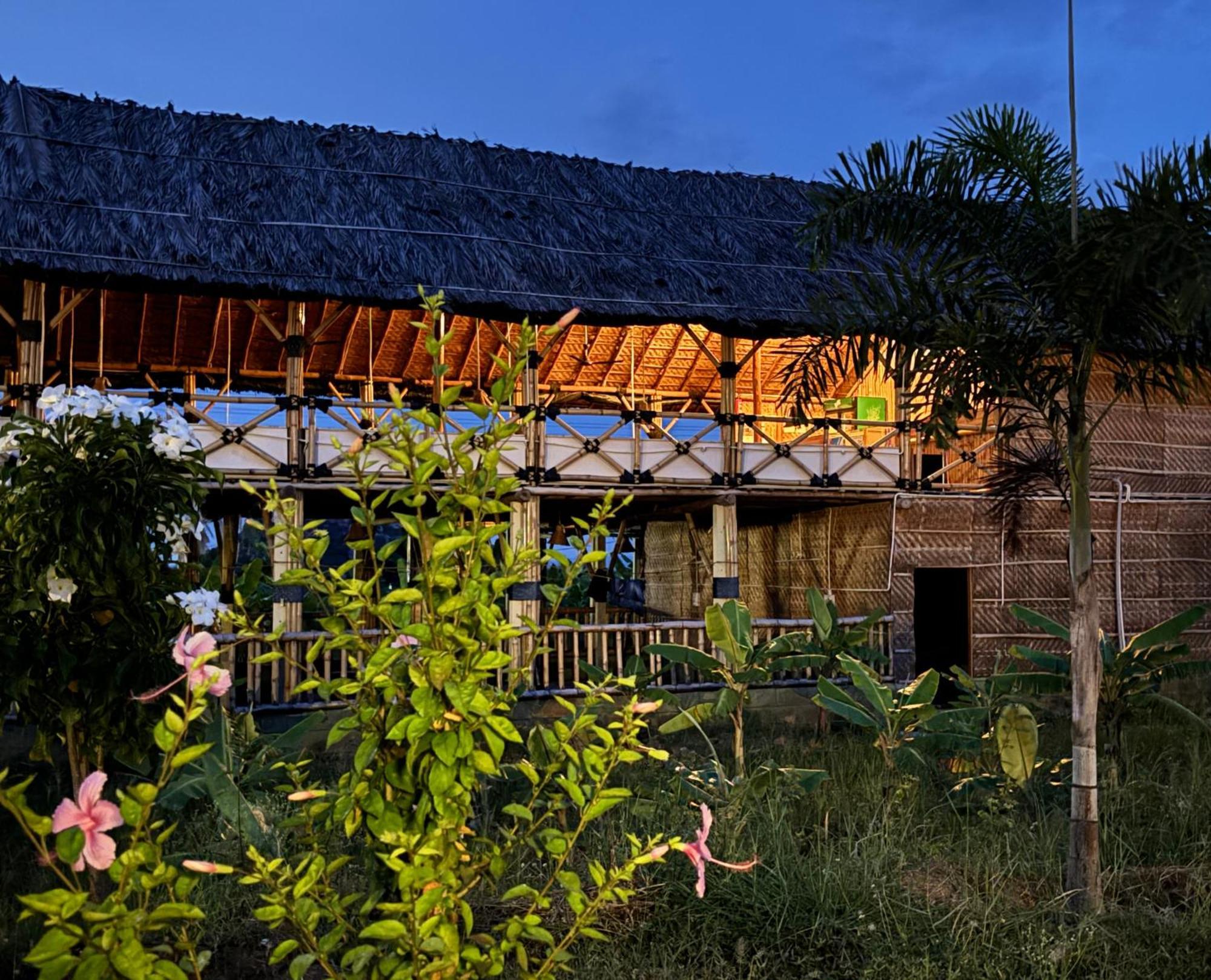 Mowgli'S Cafe Hampi & Guest House Luaran gambar
